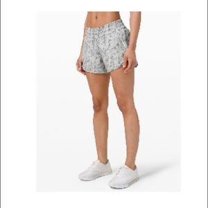 Tracker Low-Rise Lined Short 4”